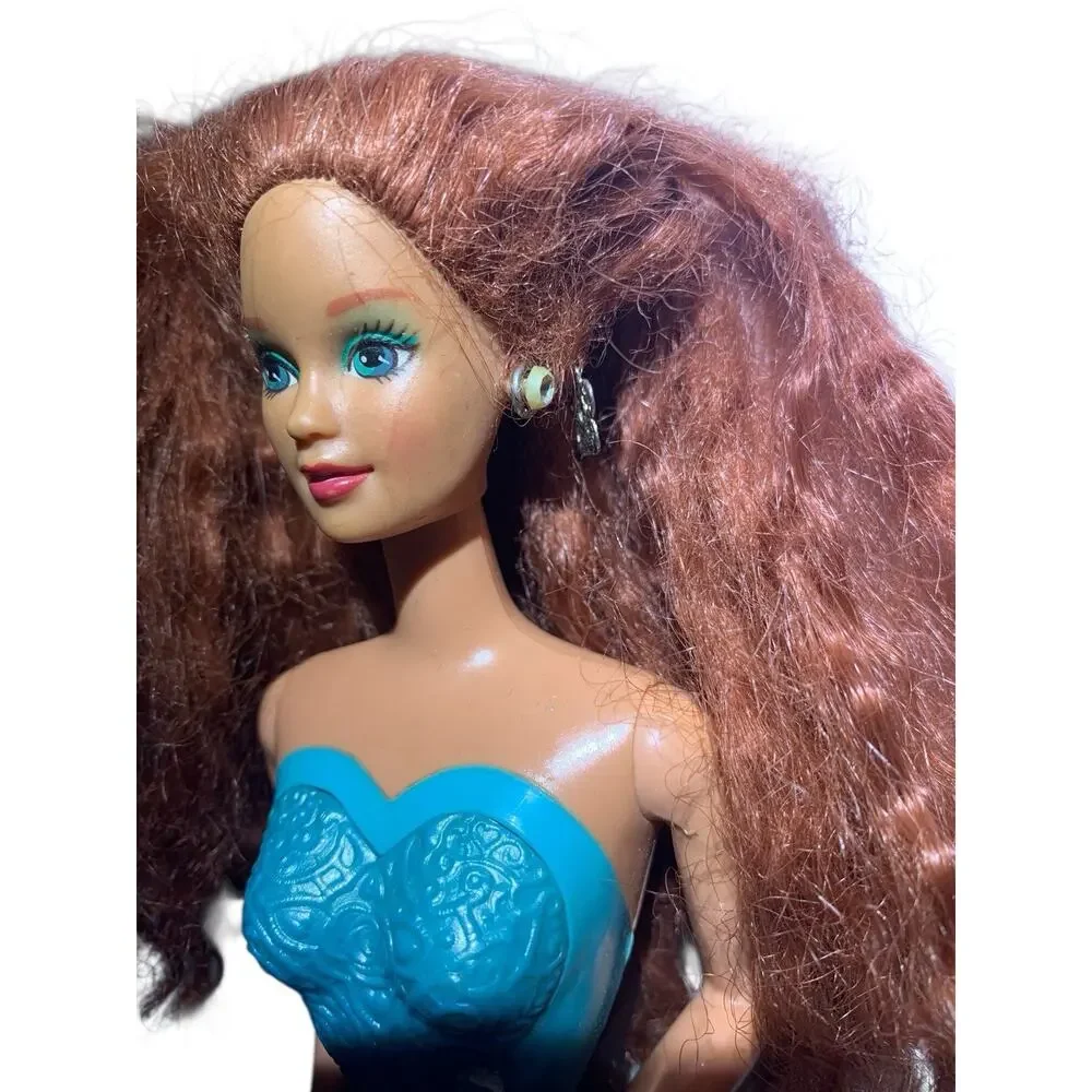 Vintage 1993 Barbie Locket Surprise Kayla Red Hair Blue Heart Doll Mattel 11209